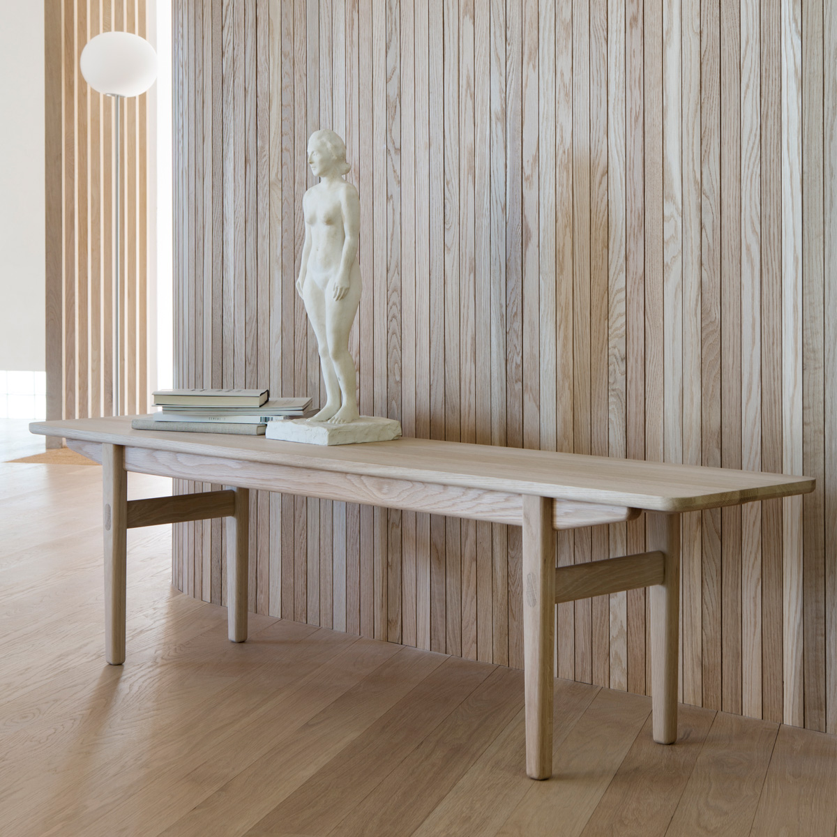 Tonning & Stryn • Bjelke benk Tonning & Stryn • Bjelke benk
